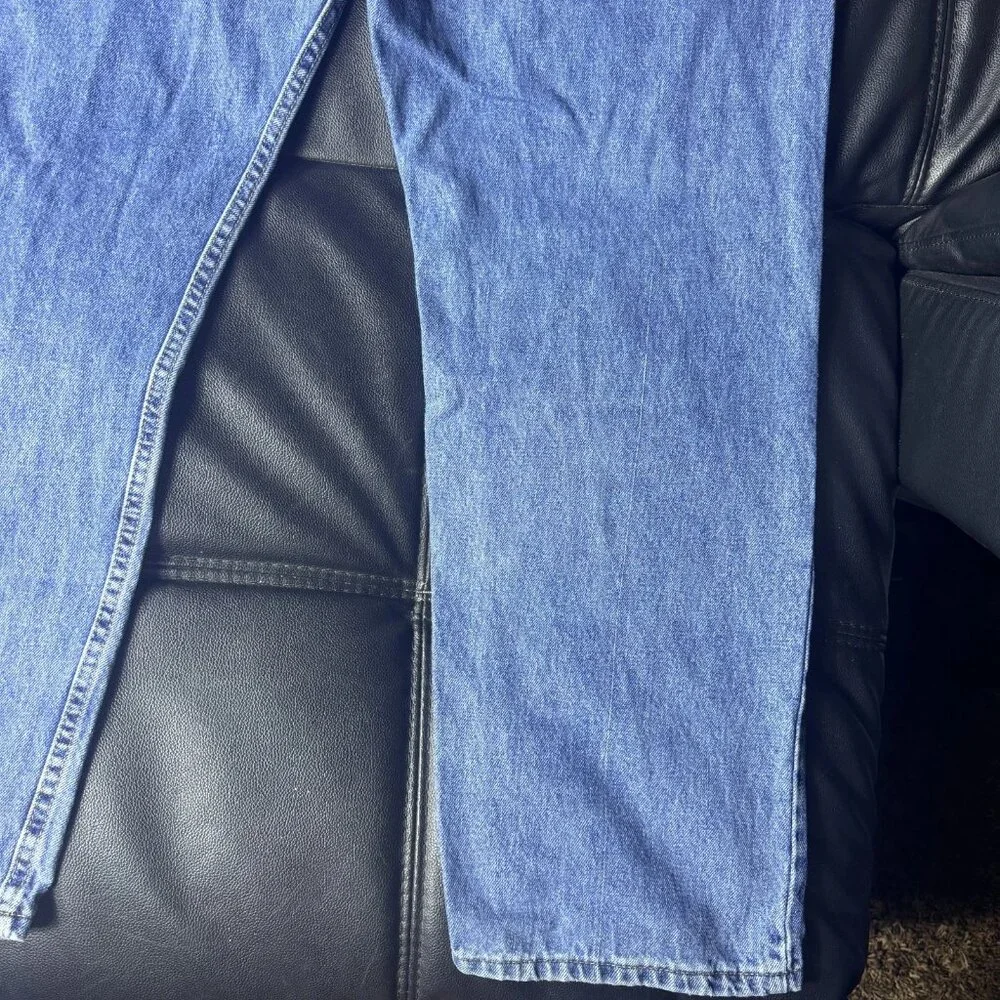 Levi Strauss Co. Men's Straight Leg Jeans Blue Denim‎ Light Wash 5-Pocket 42x30